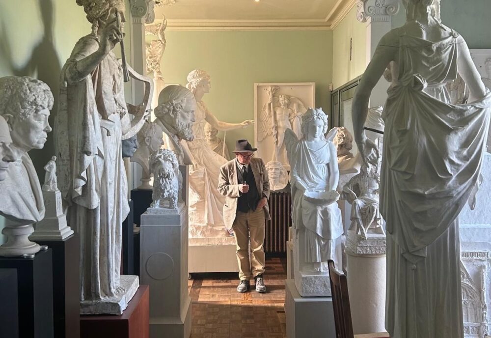 Sandy Stoddart in gallery of sculpture